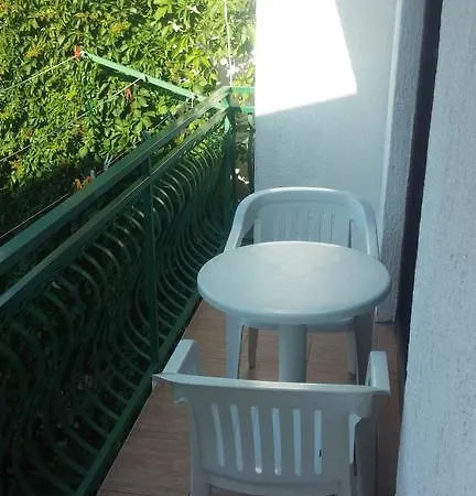 Fustin Apartment